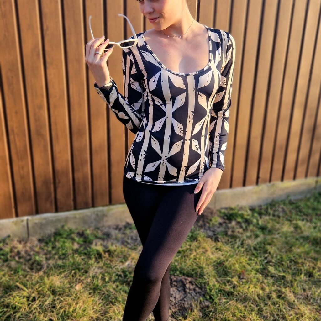 Dhália felső