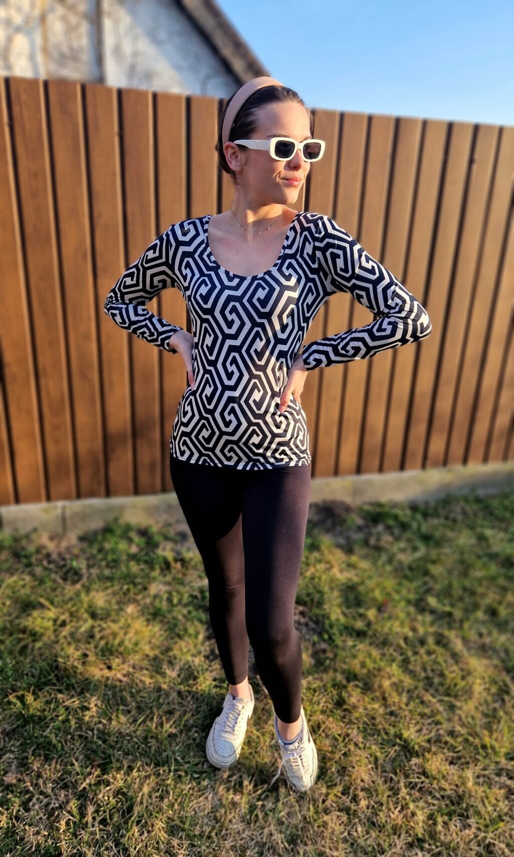 Lili felső