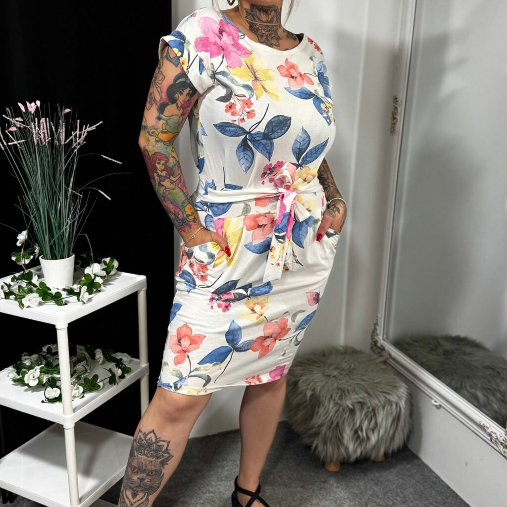 Amira virágoskert ruha