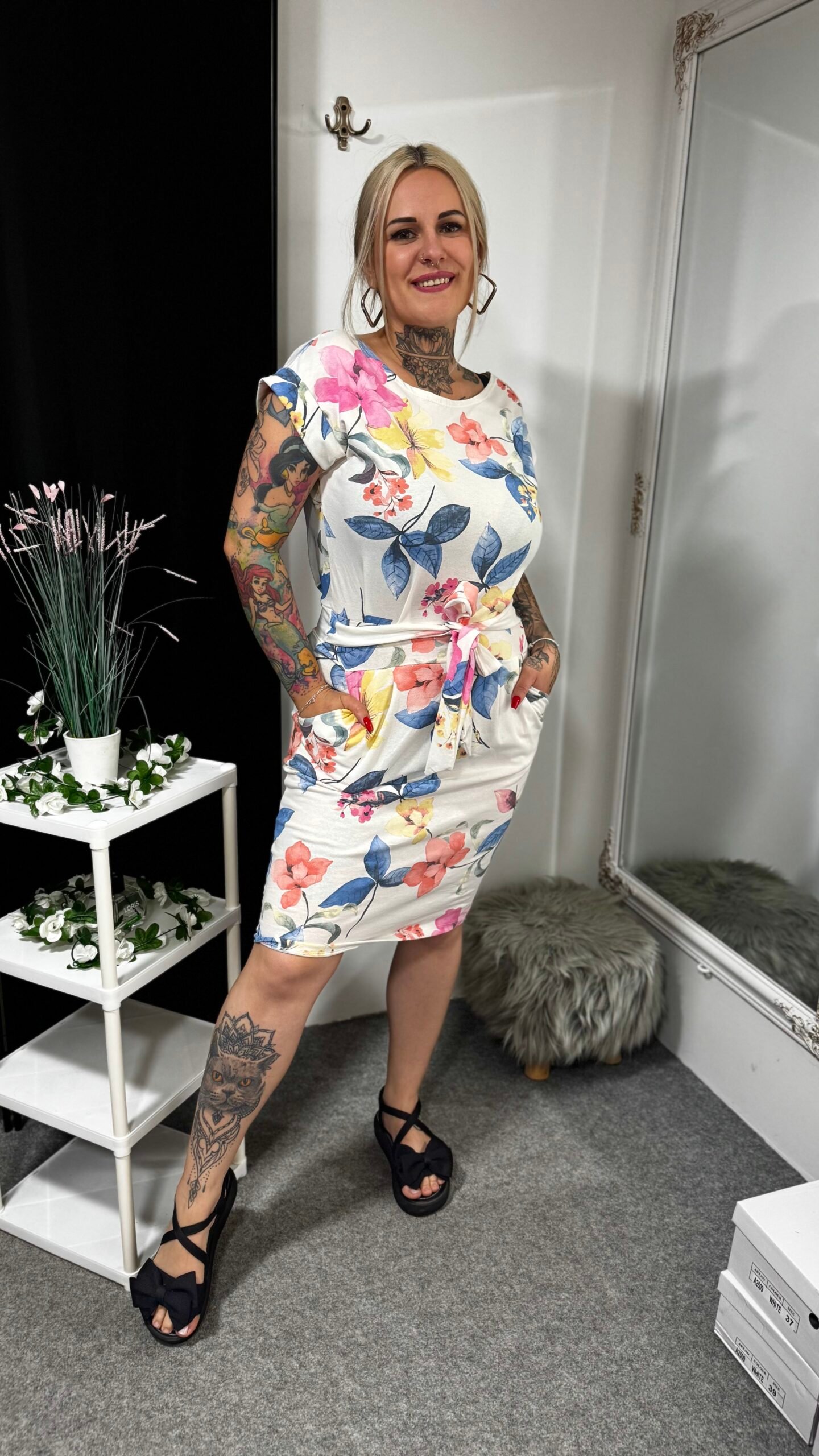 Amira virágoskert ruha