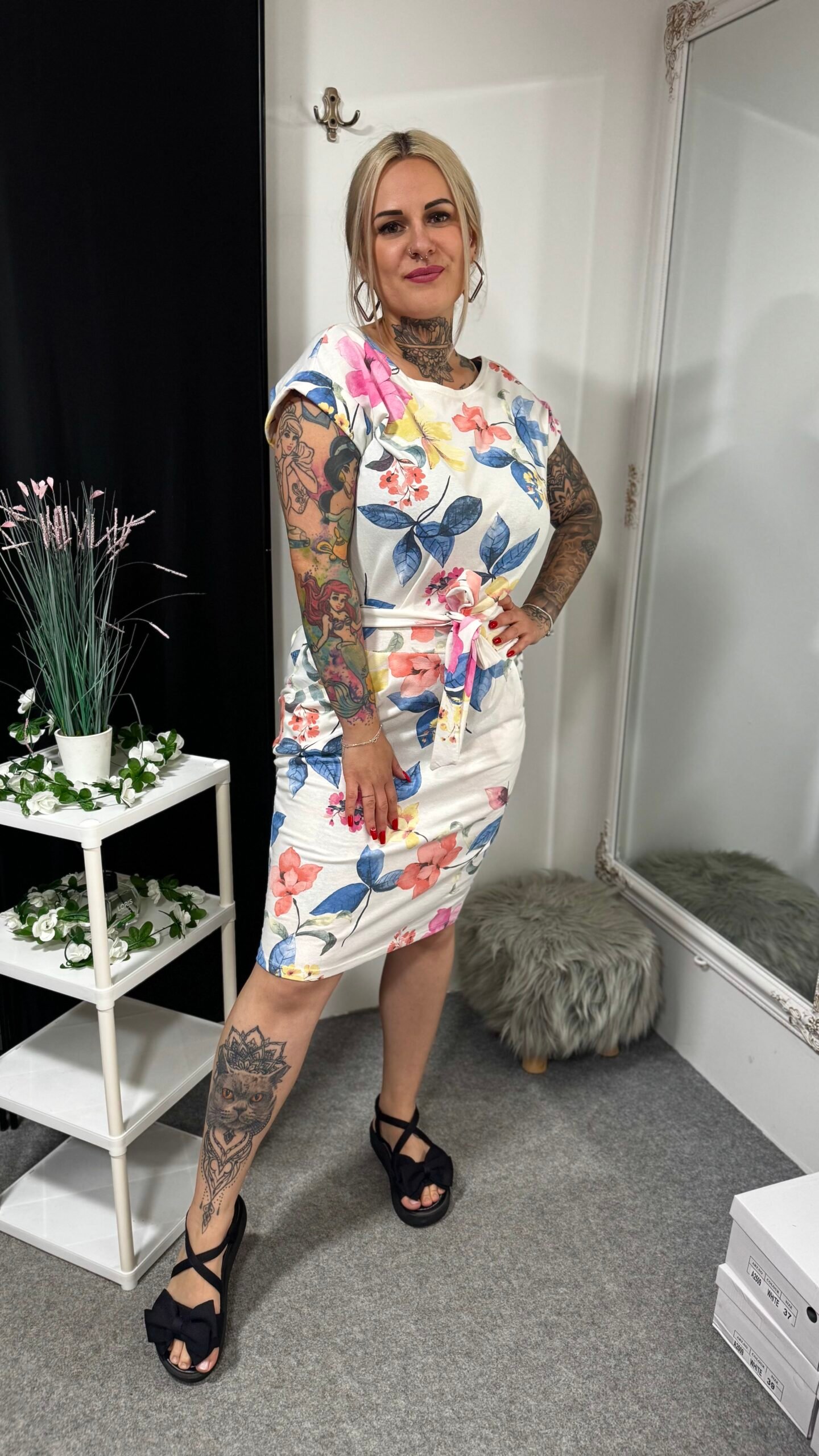 Amira virágoskert ruha - Image 3