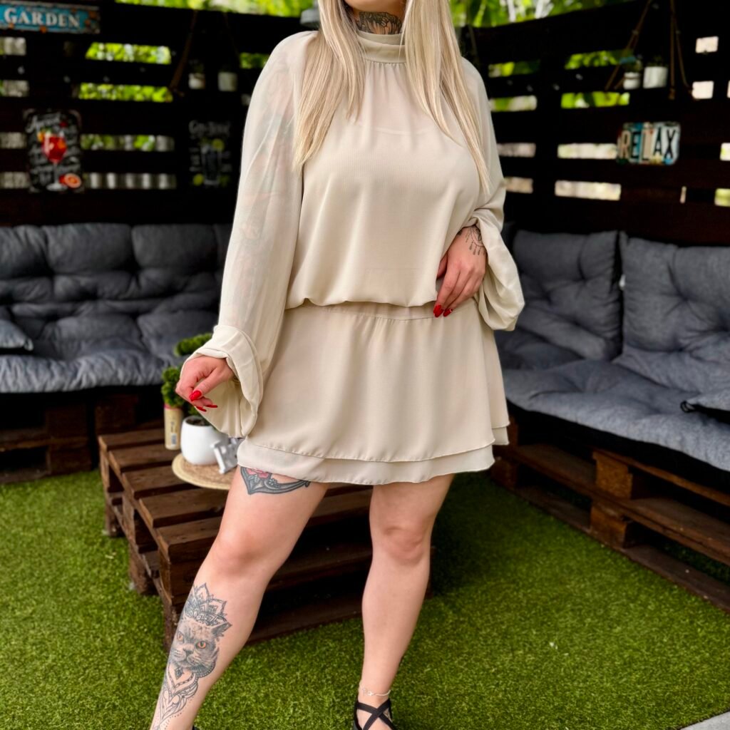 Kiara Ruha Bézs